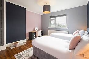 Host Stay Newton House
