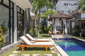 Emy Sanur