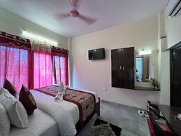 Hotel Royal Shantii Inn