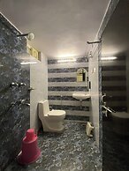 Hotel Royal Shantii Inn