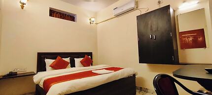 Hotel Royal Shantii Inn