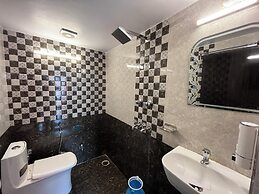 Hotel Royal Shantii Inn