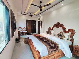 Hotel Royal Shantii Inn