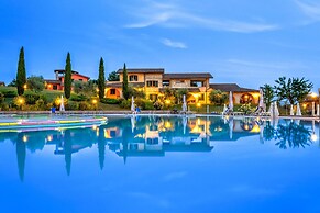 Residence with private beach in Talamone