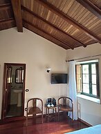 CASA DE COSTOIA