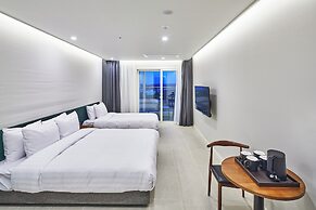 Lebleu Naksan Hotel