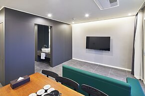 Lebleu Naksan Hotel