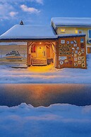 Yellow House Niseko