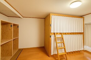 Yellow House Niseko