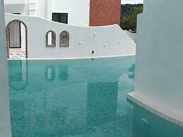 Ipoh Santorini Hideaway Hotel Inspired