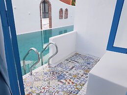 Ipoh Santorini Hideaway Hotel Inspired