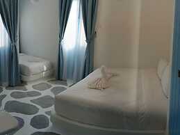 Ipoh Santorini Hideaway Hotel Inspired