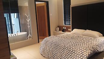 Ipoh Santorini Hideaway Hotel Inspired