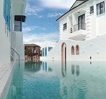 Ipoh Santorini Hideaway Hotel Inspired