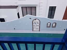 Ipoh Santorini Hideaway Hotel Inspired