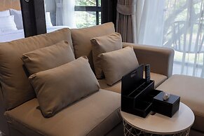 City Gate Kamala 5 Rated  P209 c33
