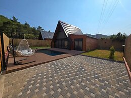 REST BUNGALOW