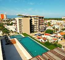 A Amenities Location Sleeps 6