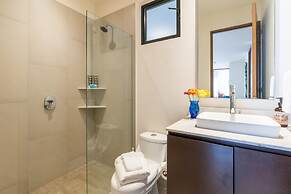 A Amenities Location Sleeps 6