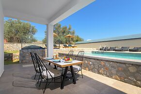 Villa Lambis Harmonia