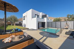 Villa Lambis Athena