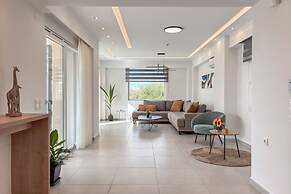 AeNaos Luxury Villa