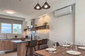 AeNaos Luxury Villa