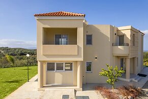 AeNaos Luxury Villa