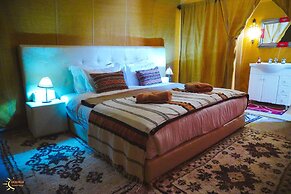 Dounia Luxury Camp