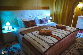 Dounia Luxury Camp