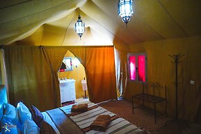 Dounia Luxury Camp
