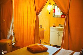 Dounia Luxury Camp