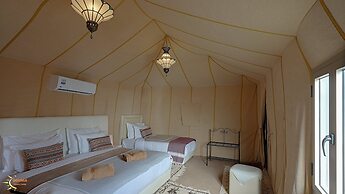 Dounia Luxury Camp