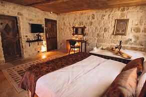 İsadora Cave Cappadocia