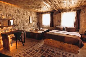 İsadora Cave Cappadocia