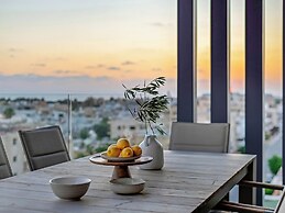 Sanders Olive Shared Pool Apartments