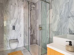 Sanders Olive Shared Pool Apartments