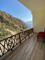 Maulyar Forest Resort