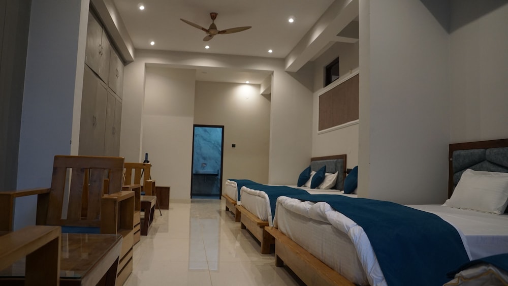 Maulyar Forest Resort