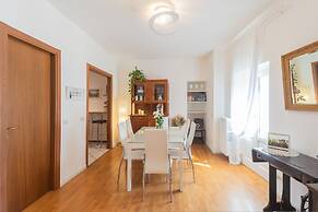 Linda Apartments in Como