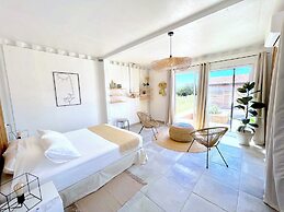 NUIKI Lodges