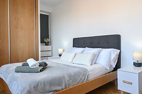 M Sil27 Bonito Apartamento de dos Dormitorios a