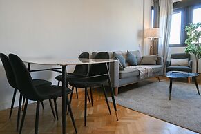 M Sil27 Bonito Apartamento de dos Dormitorios a