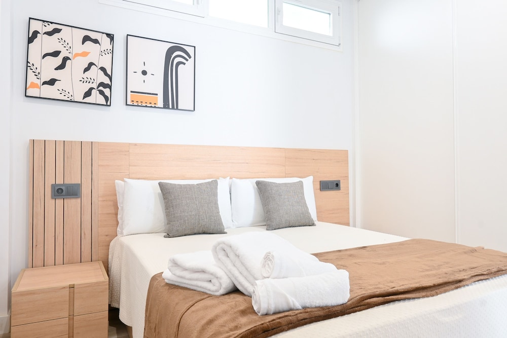 M Boy50b Bonito Apartamento de dos Dormitorios e