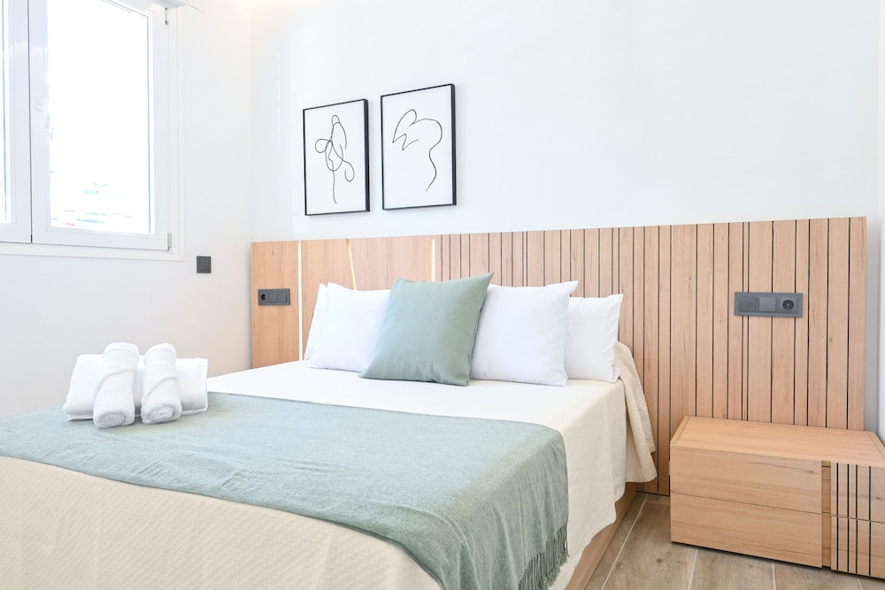 M Boy50b Bonito Apartamento de dos Dormitorios e