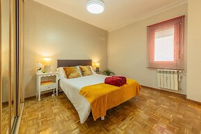 M Pvdp175 Amplio Apartamento de Tres Dormitorios