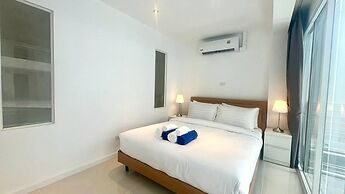 B14 - 2 Bedroom Condo With Pool Access, Karon Beach