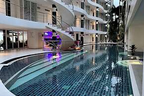 B14 - 2 Bedroom Condo With Pool Access, Karon Beach