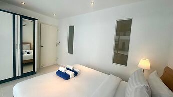 B14 - 2 Bedroom Condo With Pool Access, Karon Beach