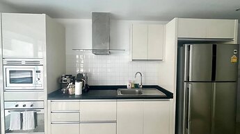 B14 - 2 Bedroom Condo With Pool Access, Karon Beach